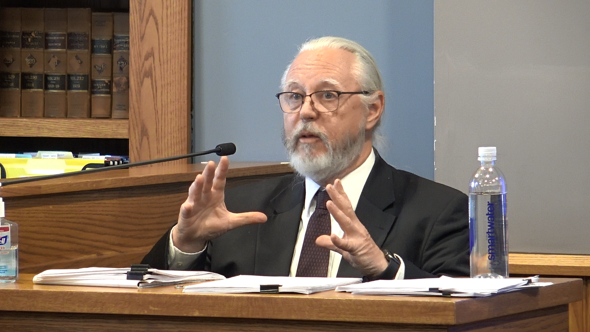 Expert Witnesses Debate Cause of Deadly Fire That Led to Man’s Life Sentence